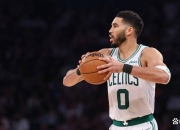  美国队观众热烈欢呼！，塔图姆迎来十五赛季出色发挥赢得满堂喝彩